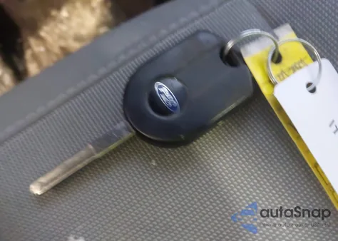 2017 Ford Transit-250 z USA, uszkodzony, nr VIN 1FTYR2ZM0HKB43167